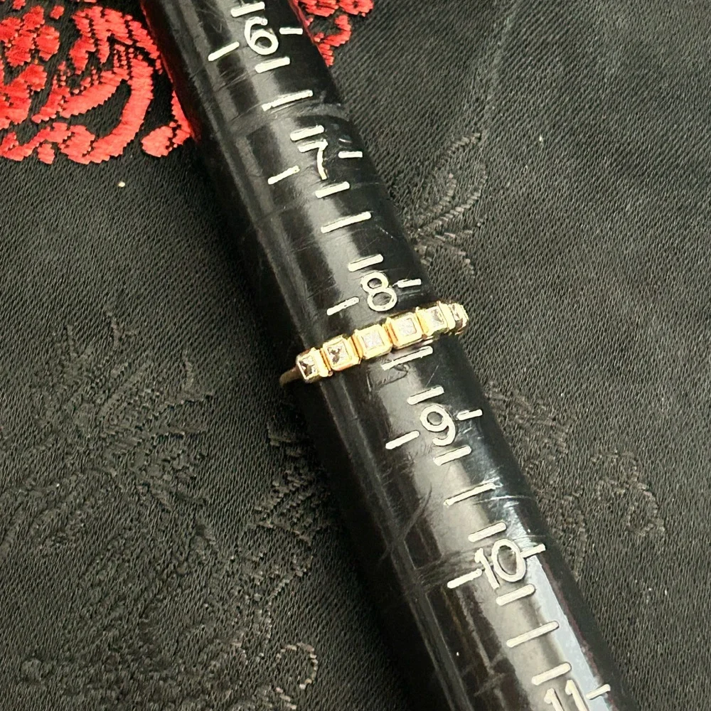 Elegant Gold Women's‎ Ring